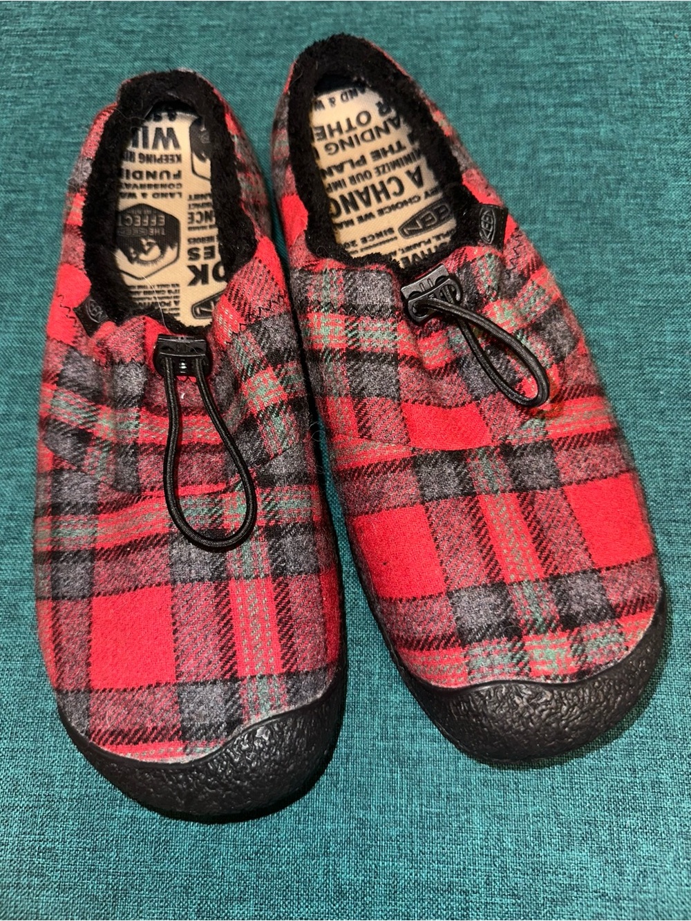 Keen Howser III Slide Women's Casual Shoes, Slippers Red Plaid 10.5 W MINT!